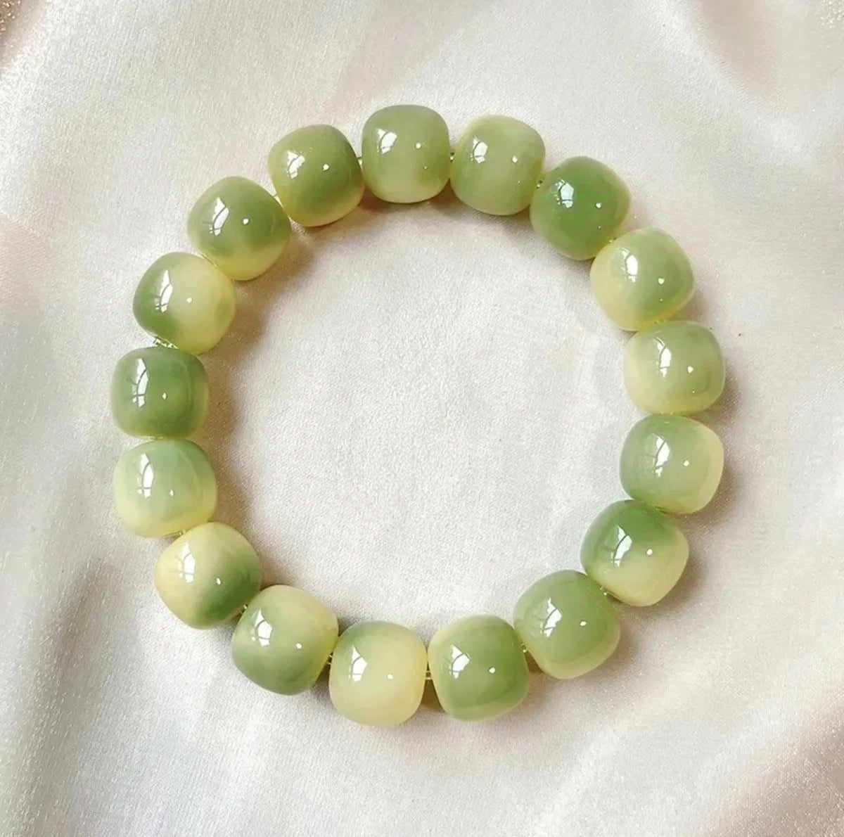 Pure natural Bodhi root Bodhi bracelet small green lemon single loop bracelet natural Bodhi root Bodhi root