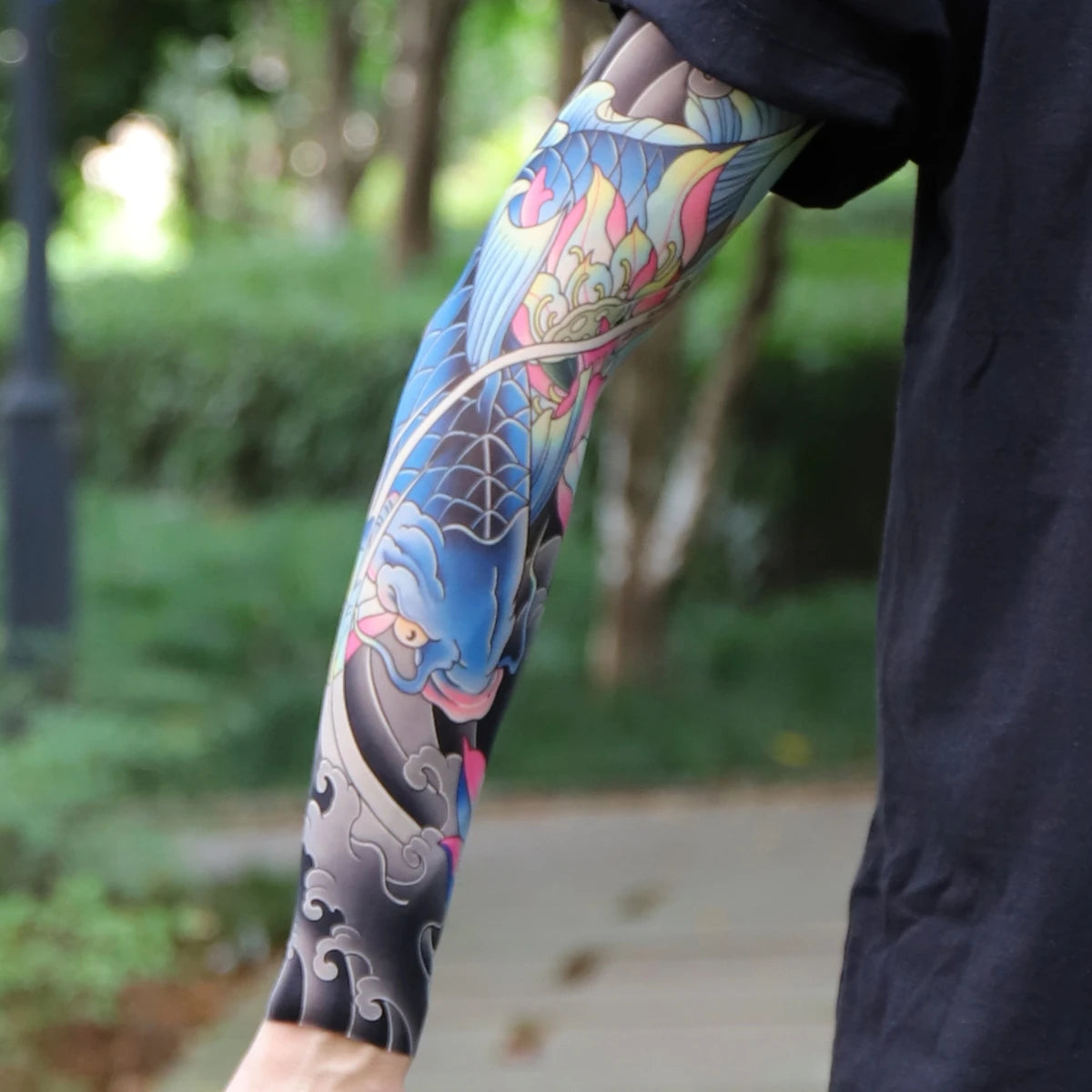 1PC Ultra thin seamle Tattoo  Sleeves Arm For Men Women Cool Travel Cycling Elastic Scratch Resistant Sunscreen Arm