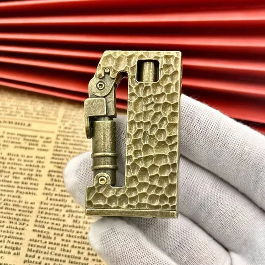 New Retro Scimitar Fuel Lighter Windproof Pit Heterosexual Metal Press Ignition Lighter Wholesale Male Personalized Gift
