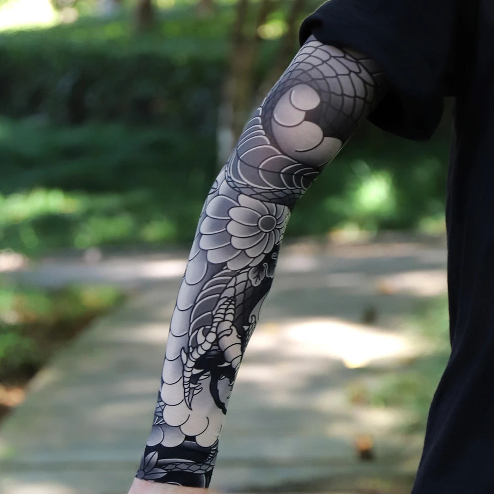 1PC Ultra thin seamle Tattoo  Sleeves Arm For Men Women Cool Travel Cycling Elastic Scratch Resistant Sunscreen Arm