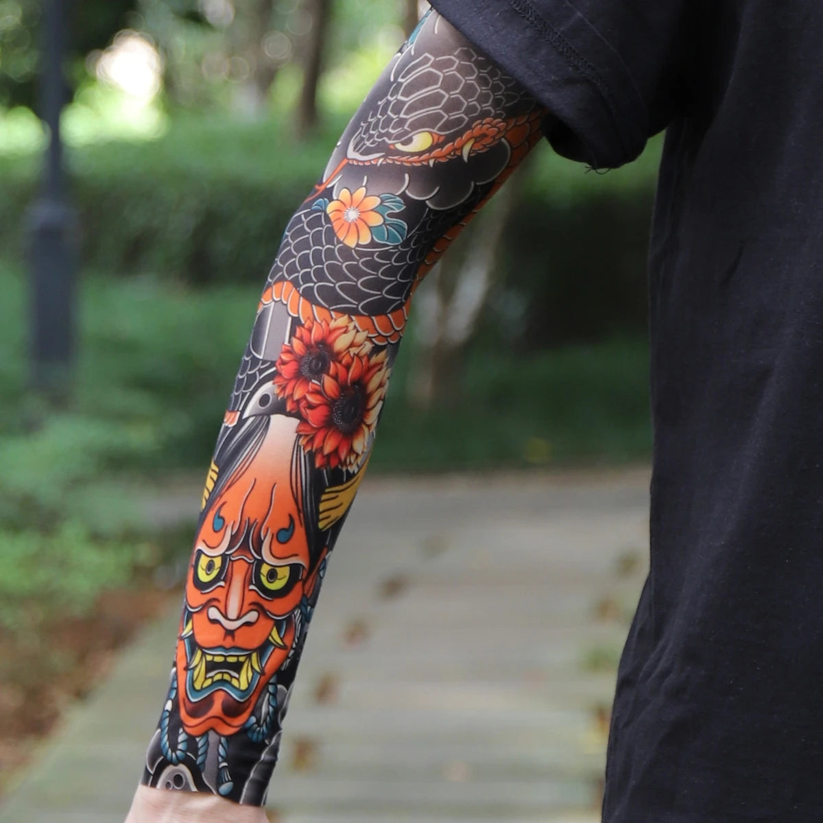 1PC Ultra thin seamle Tattoo  Sleeves Arm For Men Women Cool Travel Cycling Elastic Scratch Resistant Sunscreen Arm