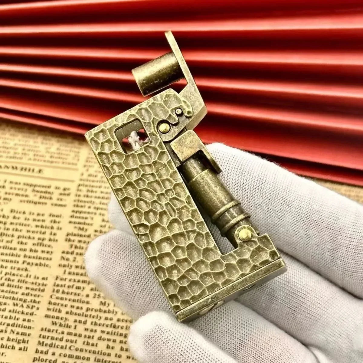 New Retro Scimitar Fuel Lighter Windproof Pit Heterosexual Metal Press Ignition Lighter Wholesale Male Personalized Gift